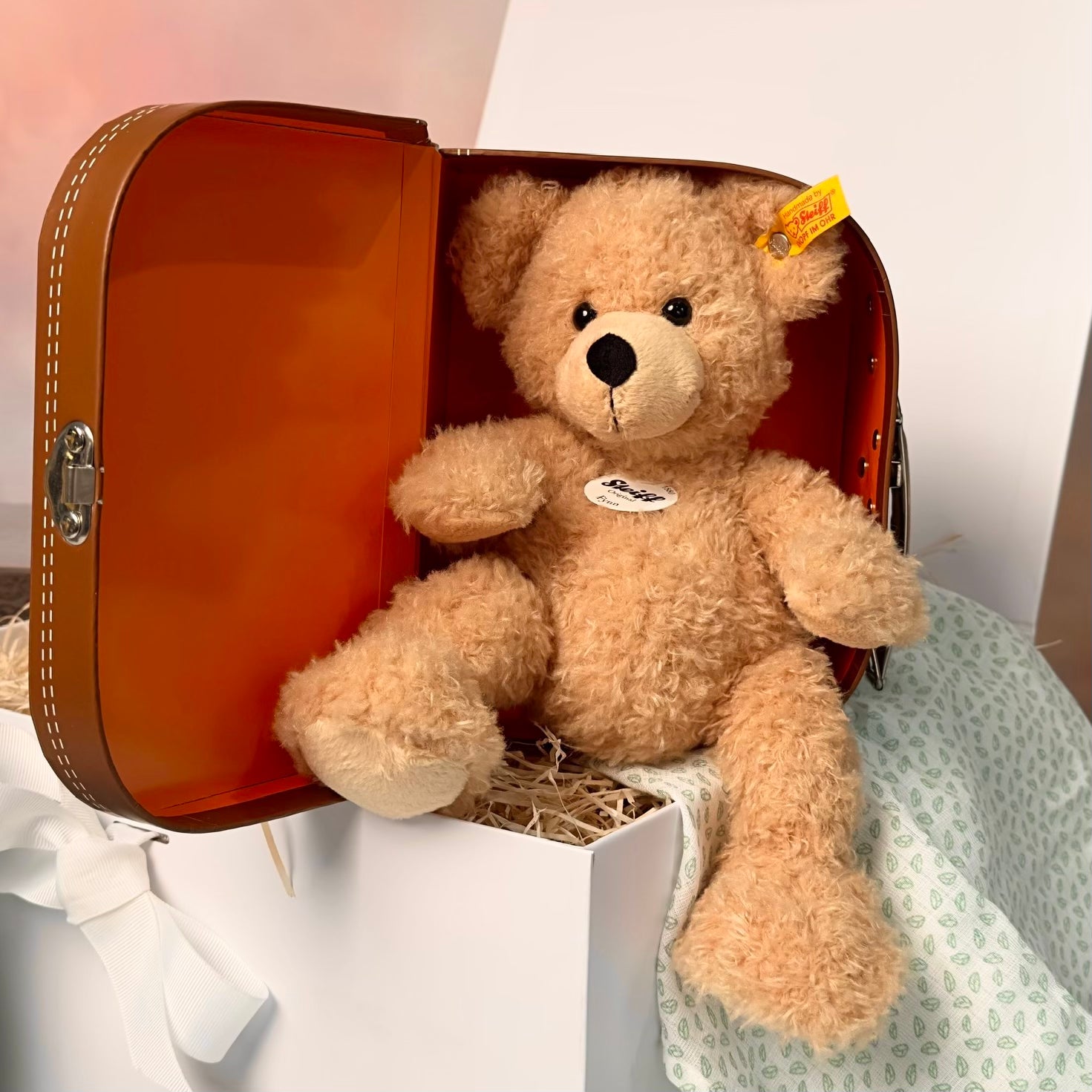 Steiff Soft Cuddly Friends Fynn Teddy bear in suitcase