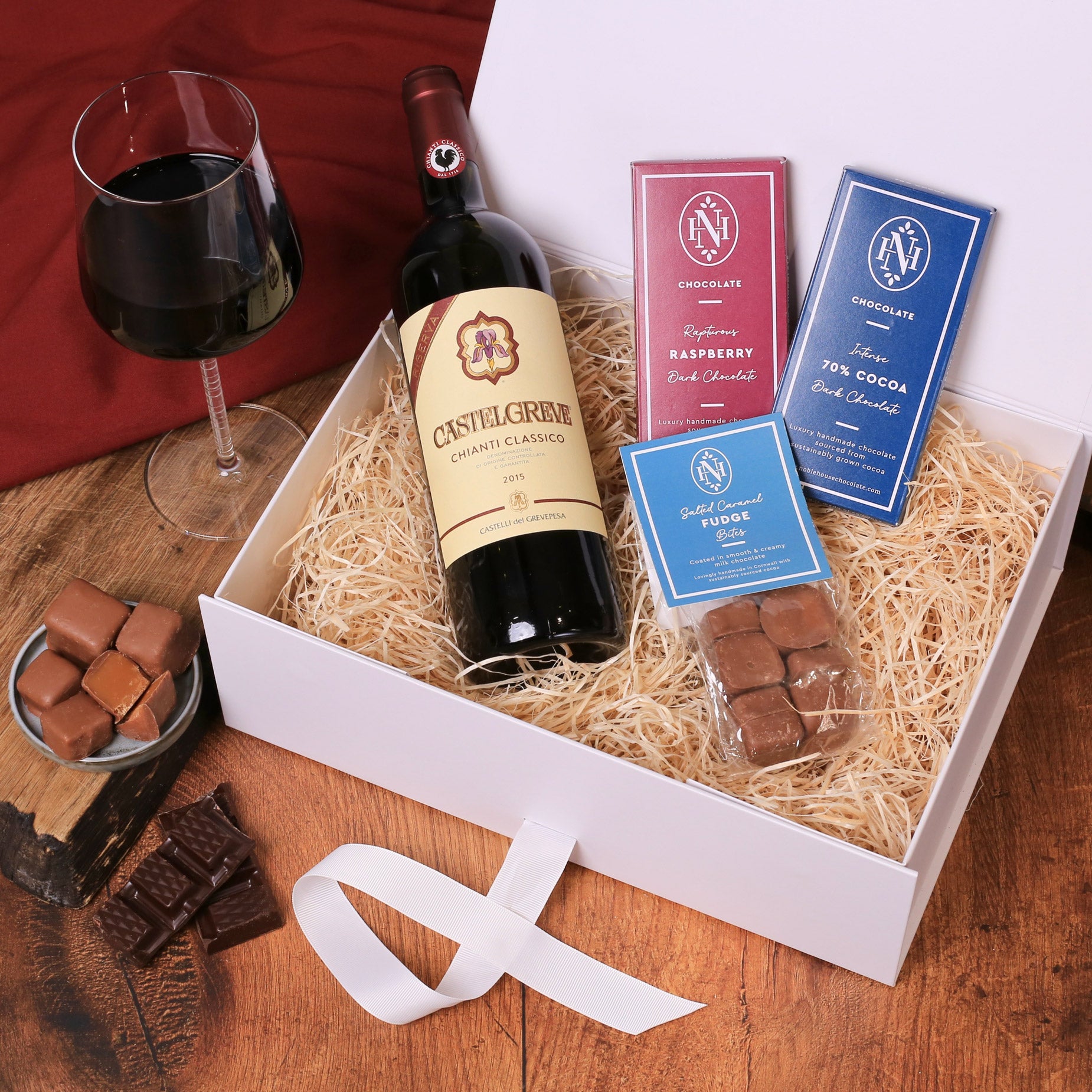 Red Wine Gift Box: Chianti & Chocs!