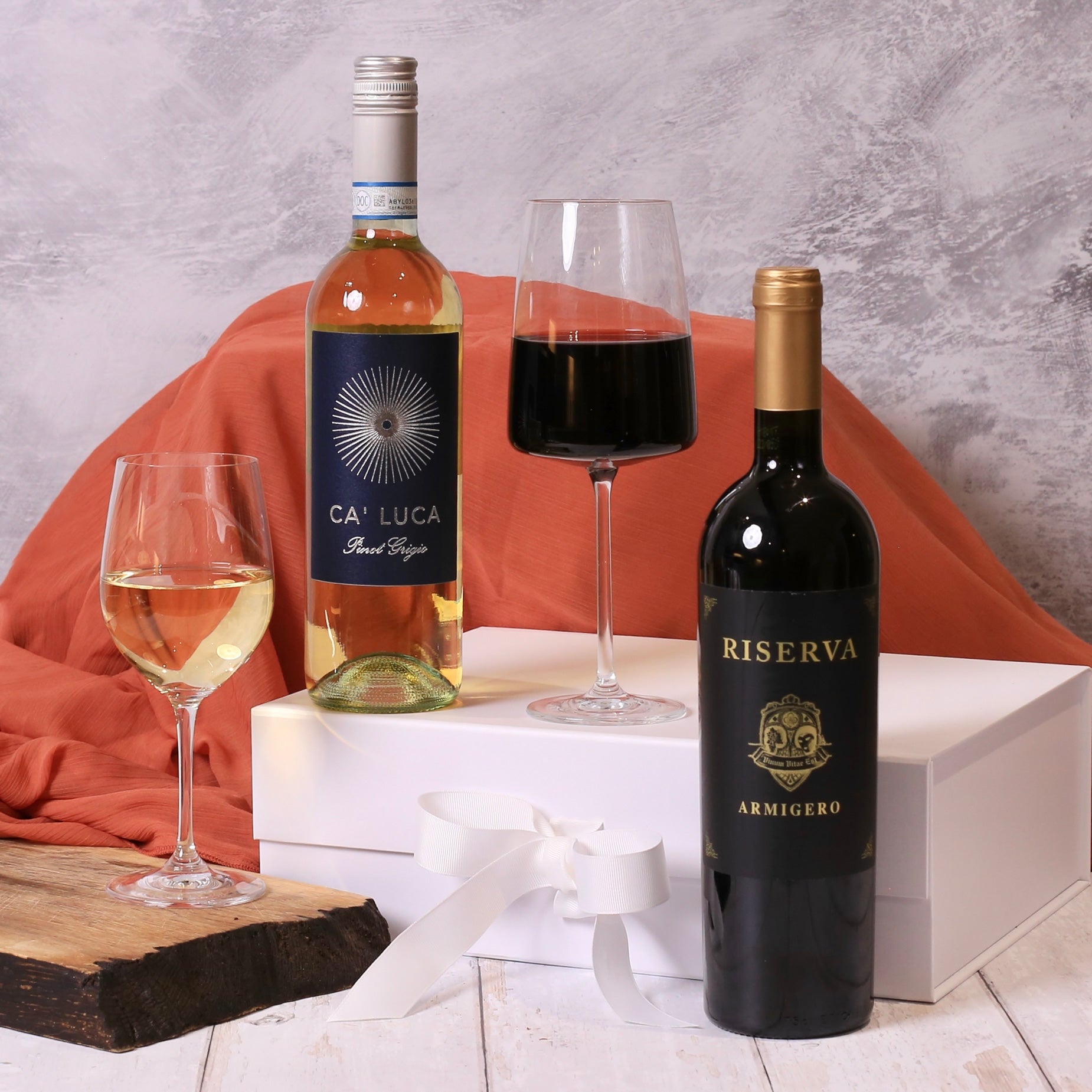 Wine Duo Gift Box: The Classic Italian Pair