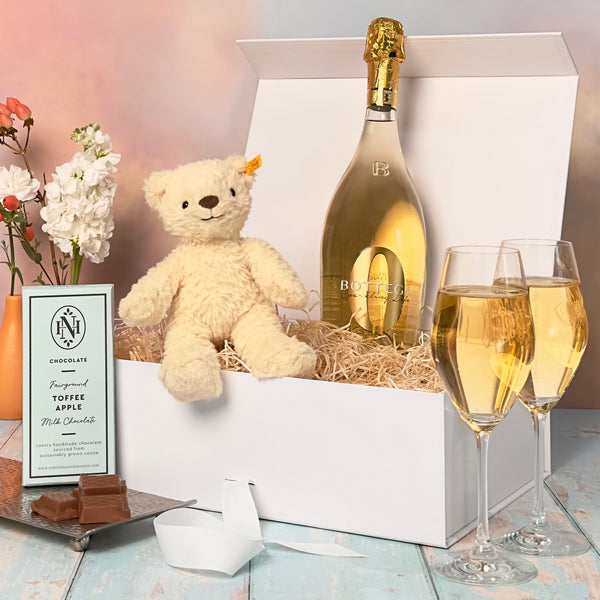 New Baby and Parent Hamper: Steiff Teddy, Chocs and Bubbles
