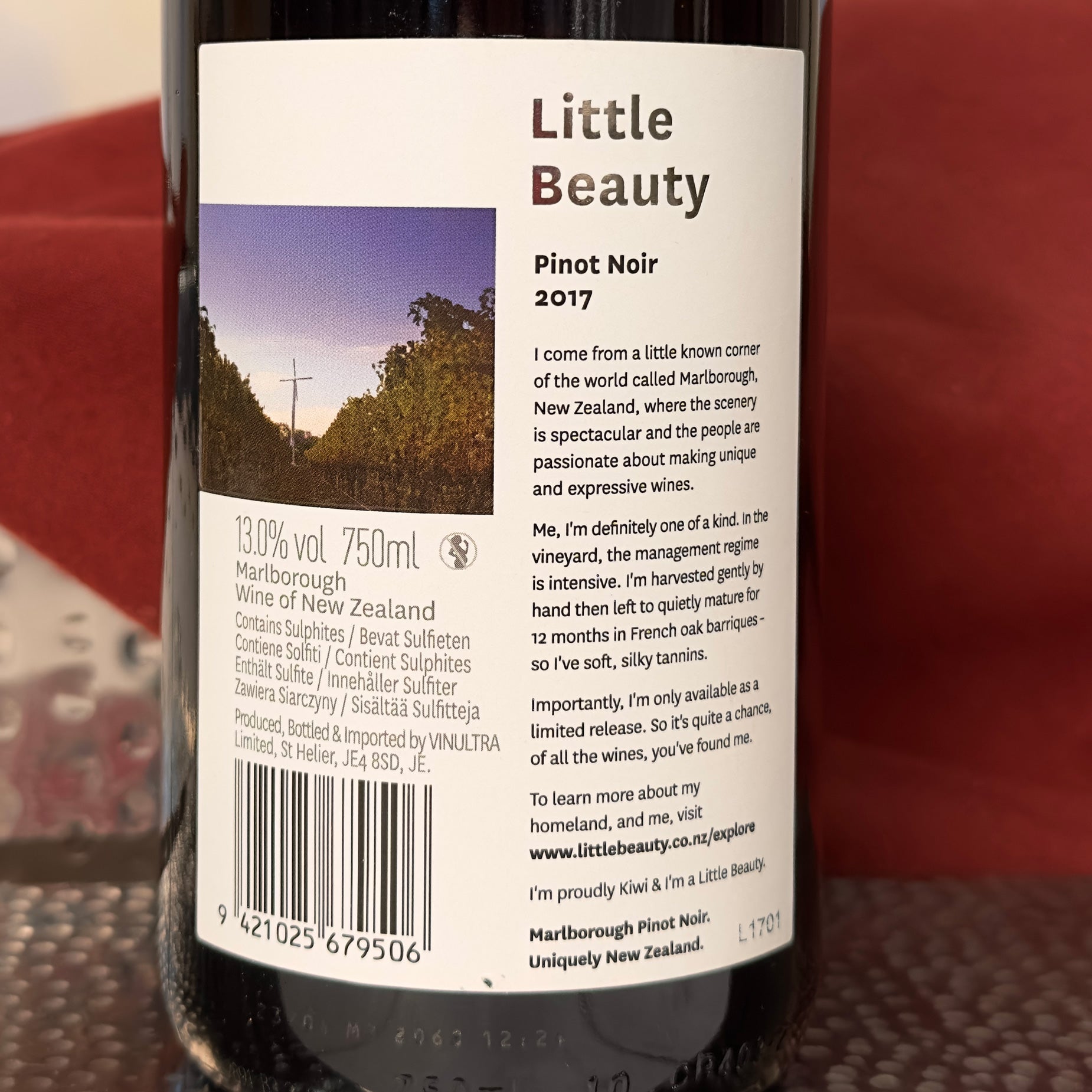 Little Beauty Limited Edition Pinot Noir, Marlborough, New Zealand 2017